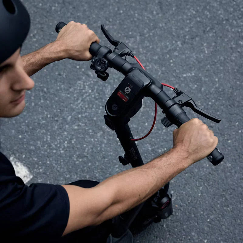 Pulse X5 Pro Electric Scooter – 1800W Motor, 70km Long Range, Dual Shock Absorbers, LCD Screen, 25 MPH – Premium Adult E-Scooter (US Version)